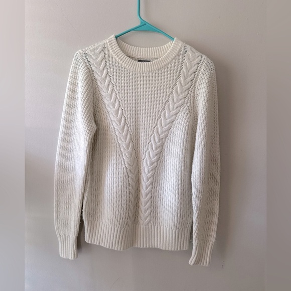 Abercrombie & Fitch Womens Size Mivory Cable Nit Sweater - Picture 1 of 3